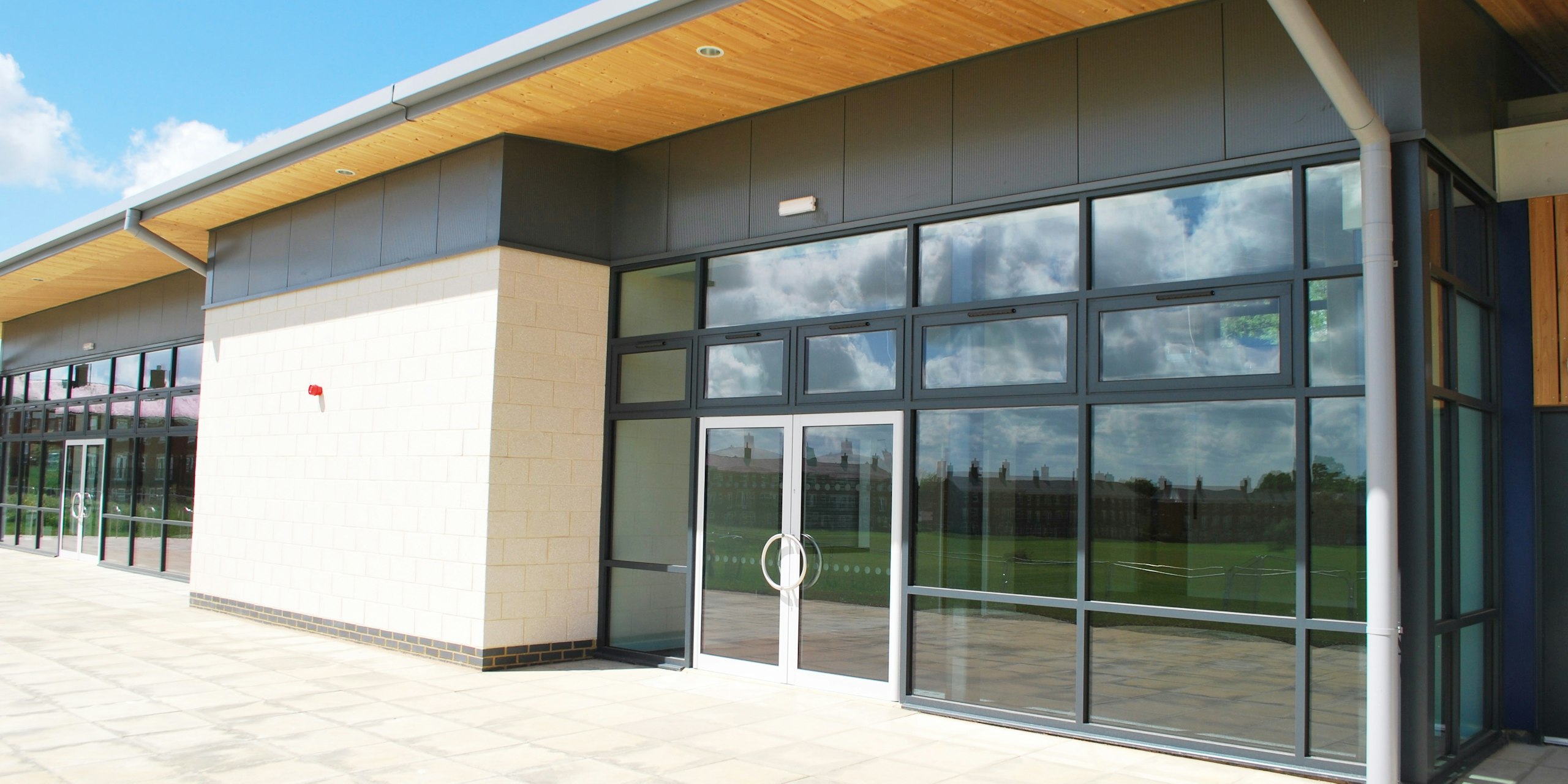 Jeakins Weir St Crispins Community Centre 3 191108 153626